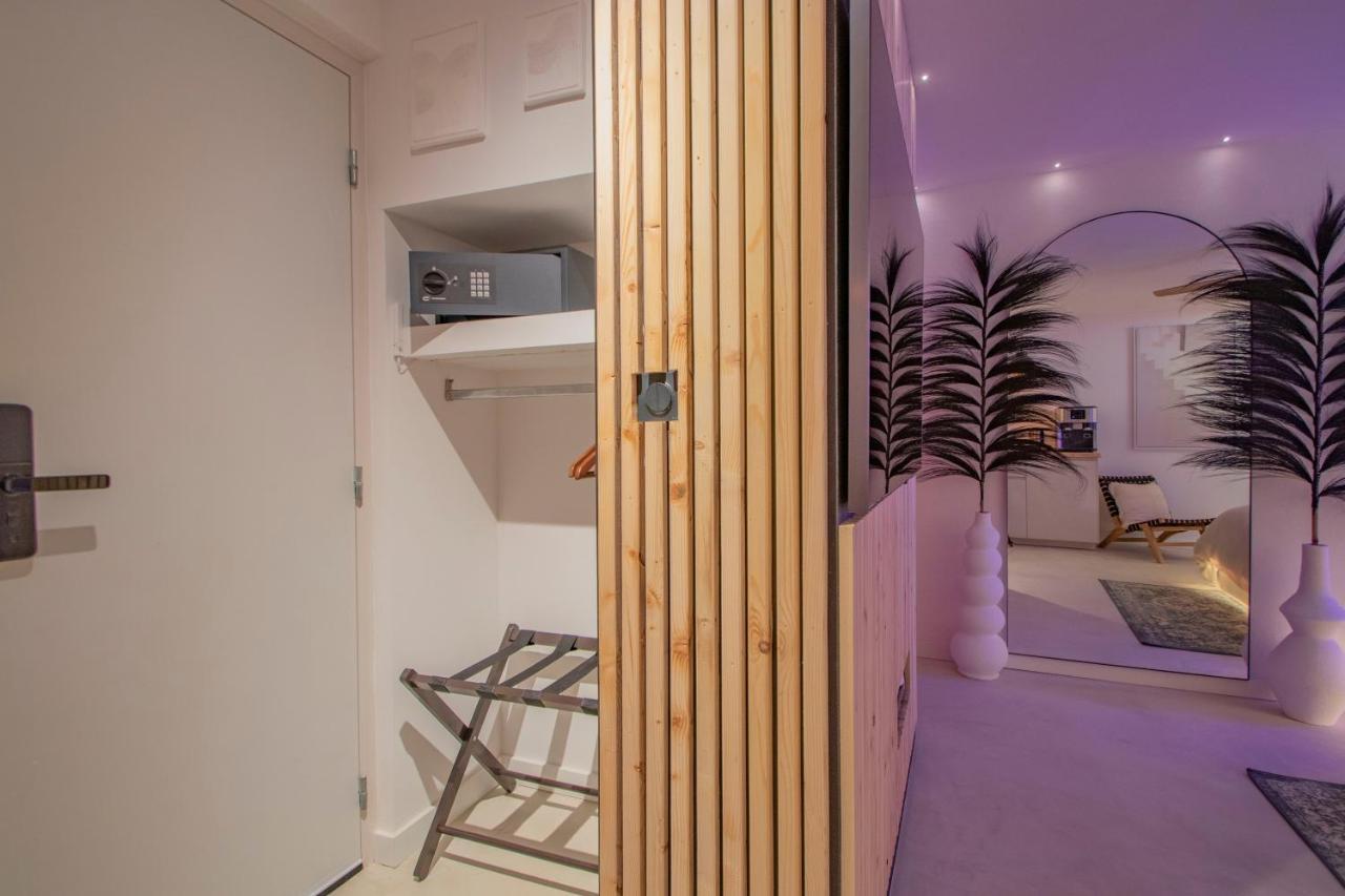 Les Bains D'Eros Hotel Cuers Buitenkant foto